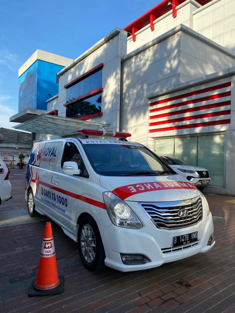 Ambulance Medical dan Non Medical VIP