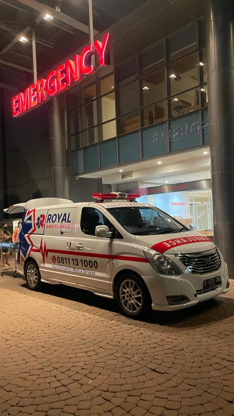 Ambulance Medical dan Non Medical VIP